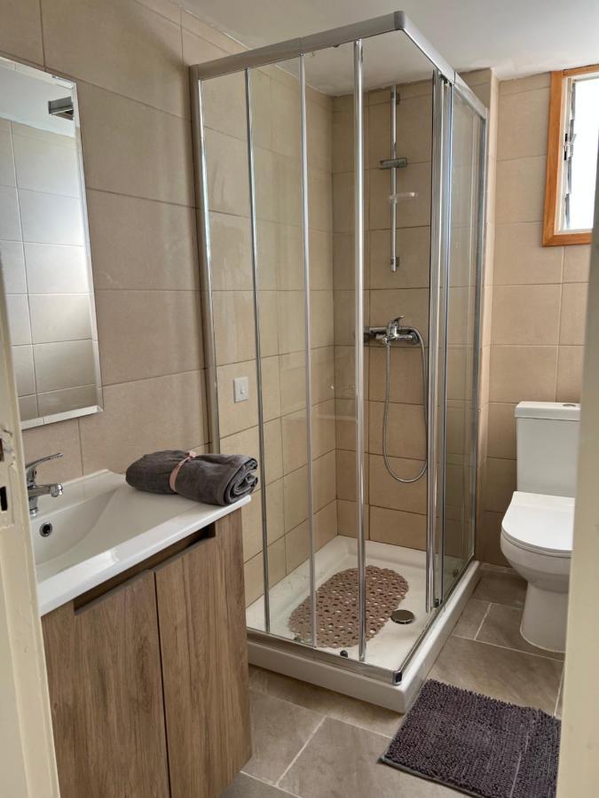 לרנקה Joanna Court Rooms מראה חיצוני תמונה